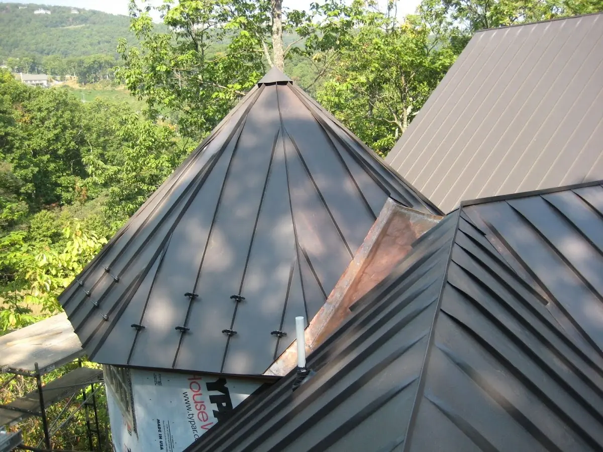 Professional Roof Tarp Installation by Craftsman Roofing in Violetwood